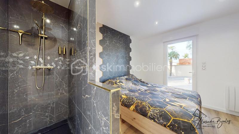 Maison traditionnelle - 110 m² - 6 pièces