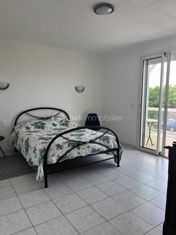 Maison traditionnelle - 140 m² - 7 pièces