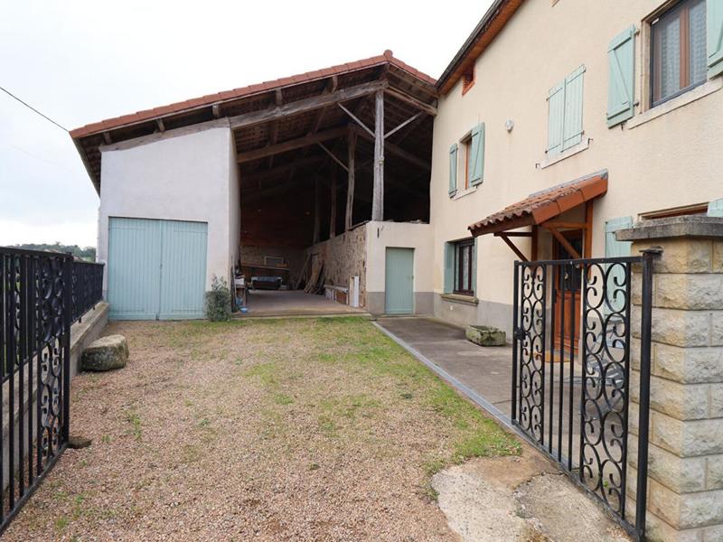 Maison - 220 m² - 6 pièces