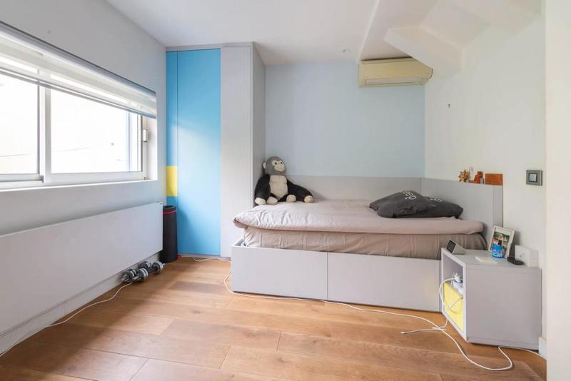 Maison - 180 m² - 6 pièces