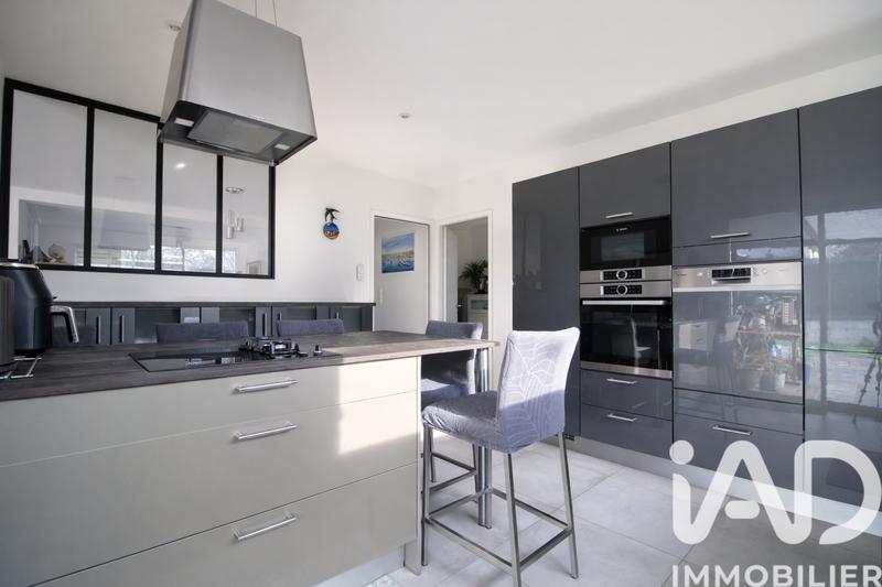 Maison - 149 m² - 8 pièces