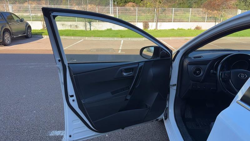 Toyota Auris 1.8 Vvt-i 136 Hybride Cvt Design