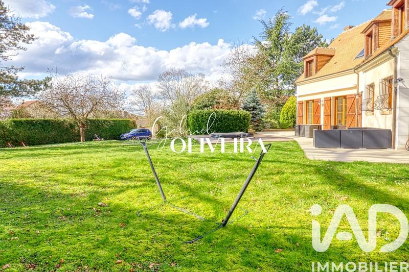 Maison - 232 m² - 10 pièces