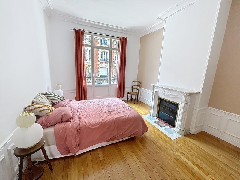 Appartement bourgeois - 113 m² - 4 pièces