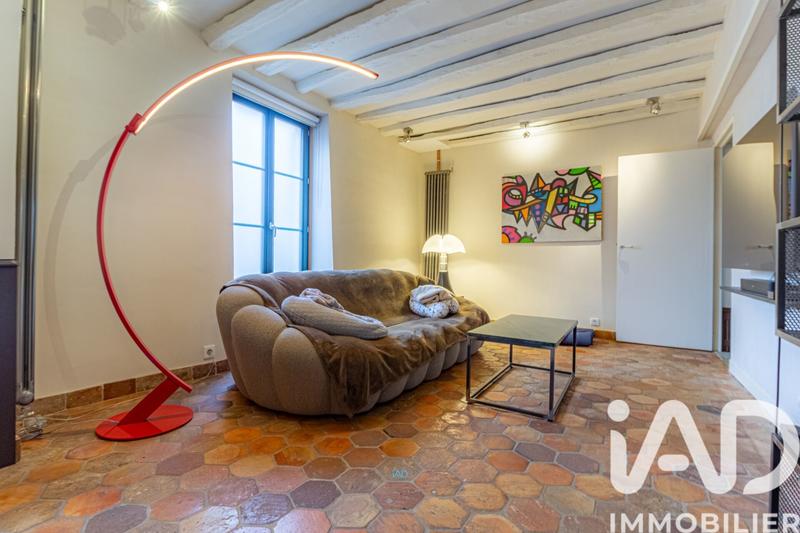 Maison - 233 m² - 7 pièces