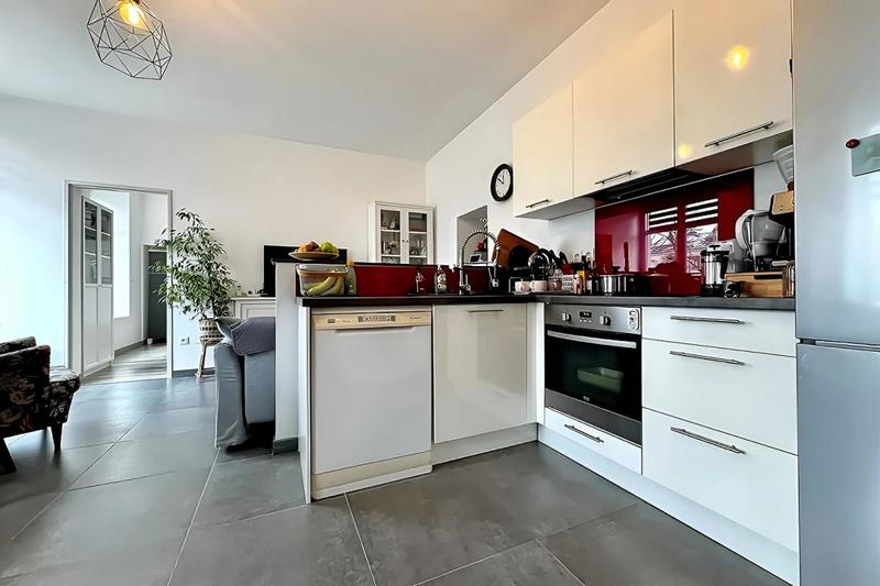 Appartement - 65 m² - 3 pièces