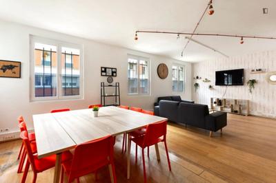 Chambre - 12 m² - 11 pièces