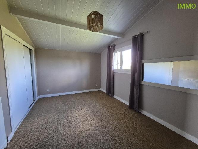 Maison traditionnelle - 145 m² - 7 pièces