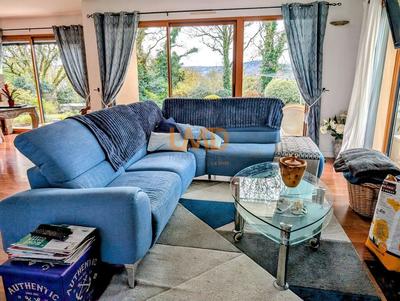 Maison d'architecte - 198 m² - 9 pièces