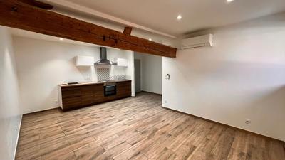 Appartement - 64 m² - 2 pièces