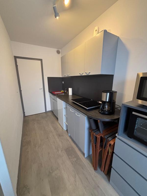 Studio - 28 m² - 1 pièce