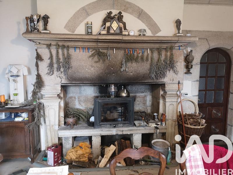 Maison - 200 m² - 8 pièces