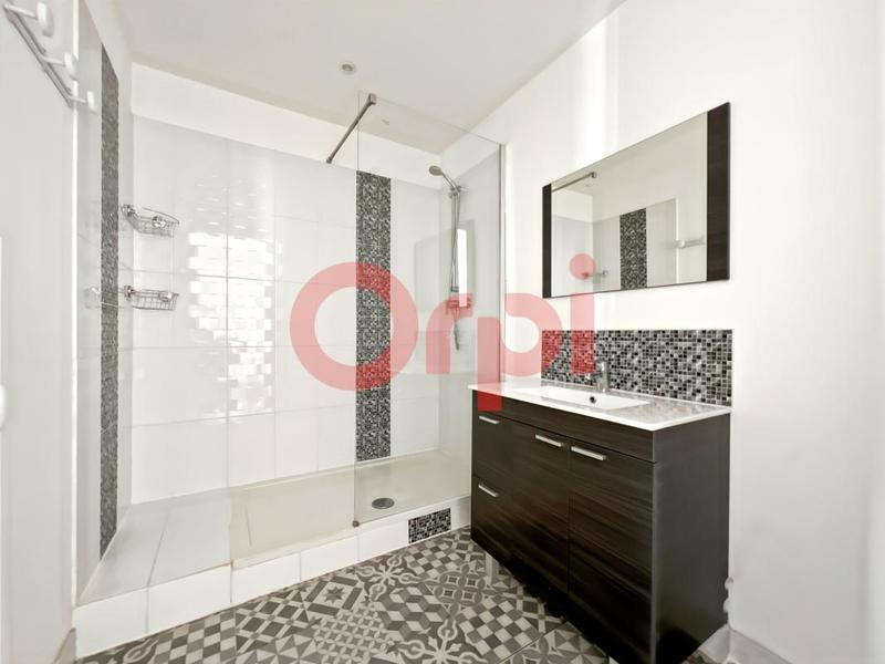 Appartement - 60 m² - 2 pièces