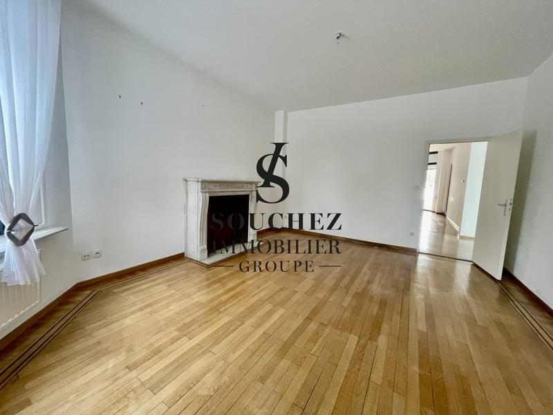 Appartement - 120 m² - 7 pièces