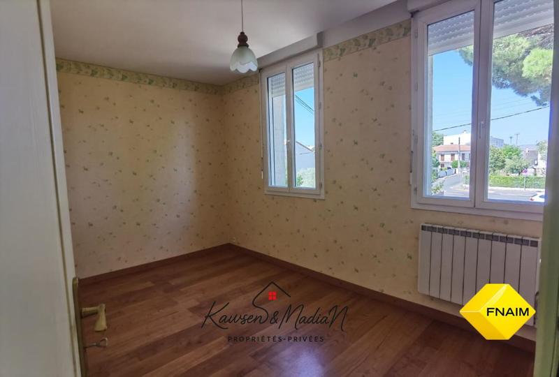 Immeuble - 250 m² - 18 pièces