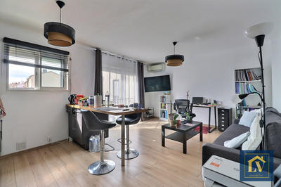 Appartement - 43 m² - 2 pièces