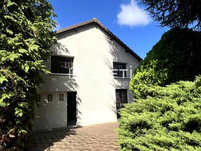 Maison - 72 m² - 7 pièces