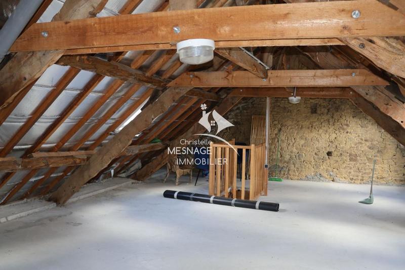 Maison en pierre - 93 m² - 4 pièces