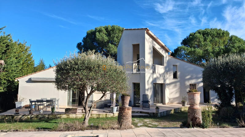 Villa - 190 m² - 6 pièces