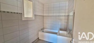 Maison - 107 m² - 6 pièces