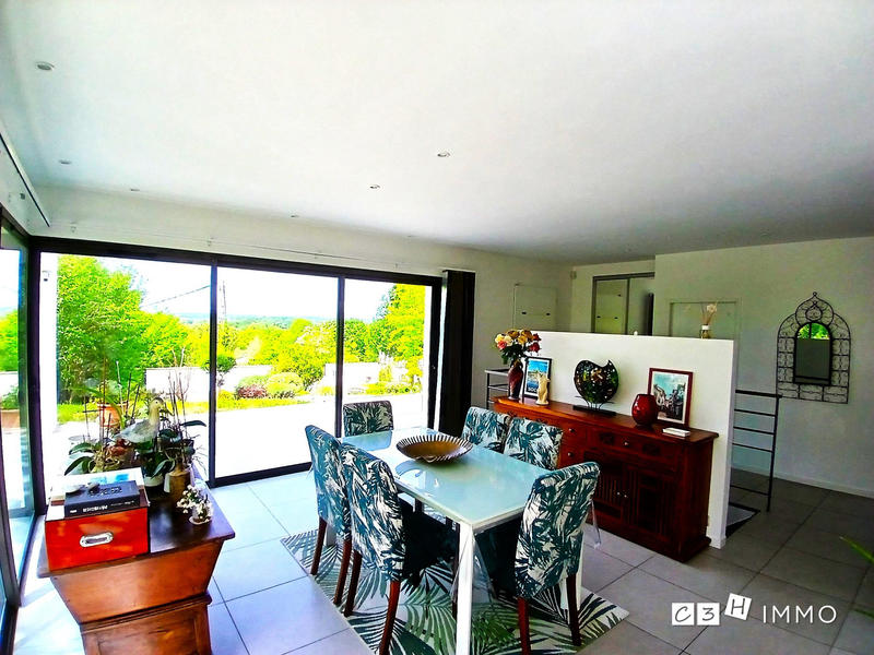 Maison contemporaine - 158 m² - 6 pièces