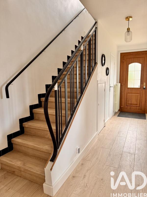 Maison de ville - 200 m² - 8 pièces