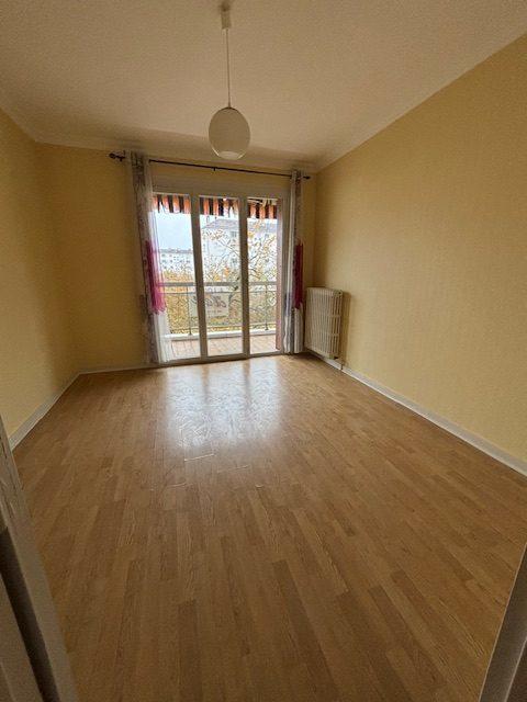 Appartement - 64 m² - 2 pièces