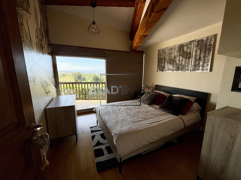 Ferme - 242 m² - 10 pièces