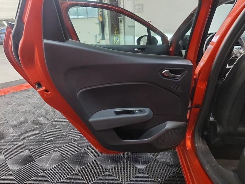 Renault Clio V Techno E-Tech full hybrid 145