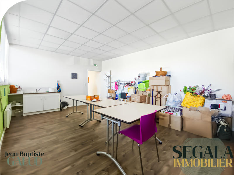 Local commercial - 420 m²