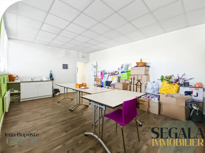 Local commercial - 420 m²