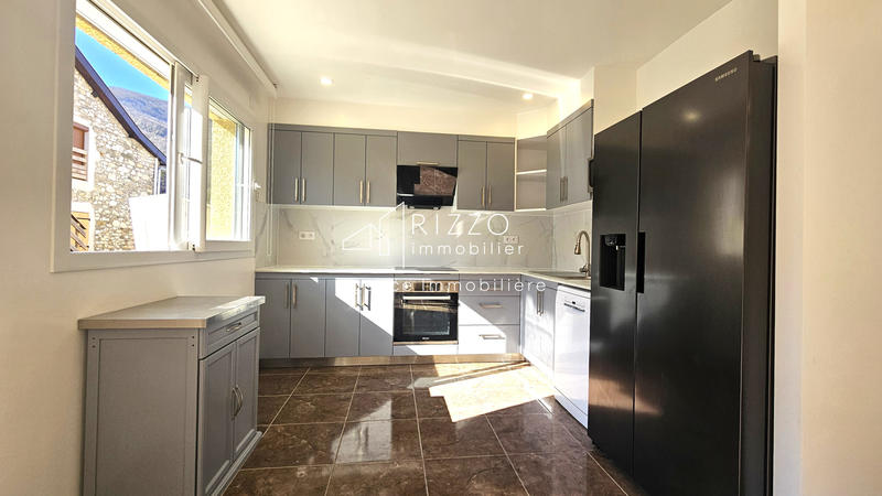 Maison - 125 m² - 6 pièces