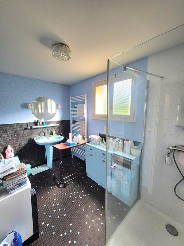 Maison - 140 m² - 6 pièces