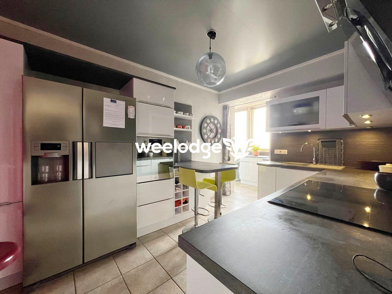 Appartement - 102 m² - 4 pièces