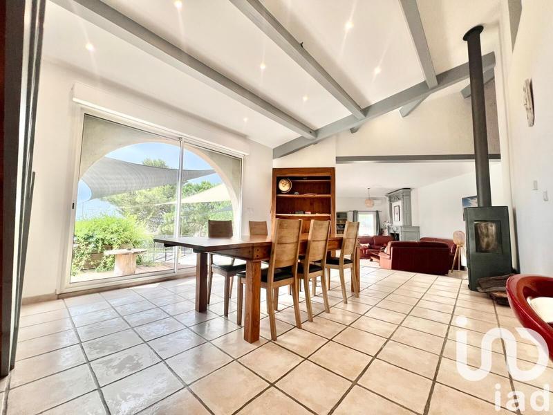 Maison - 186 m² - 7 pièces