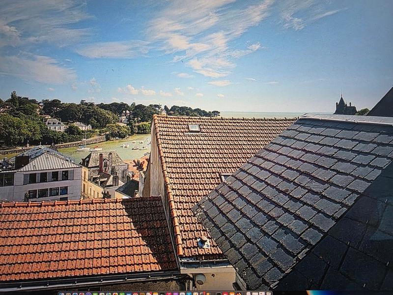 Appartement - 98 m² - 5 pièces