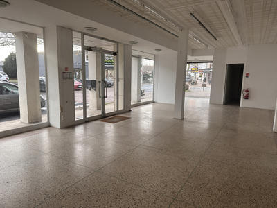 Local commercial - 96 m²