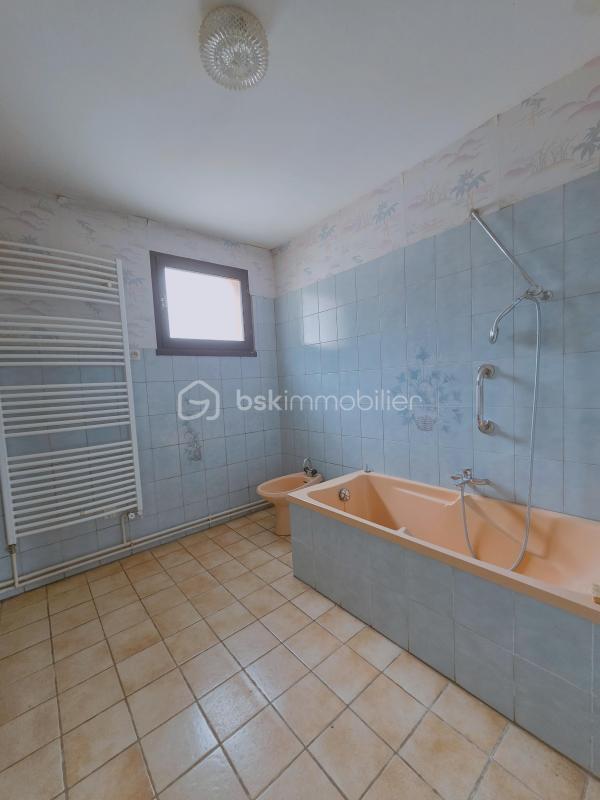 Maison ancienne - 167 m² - 6 pièces