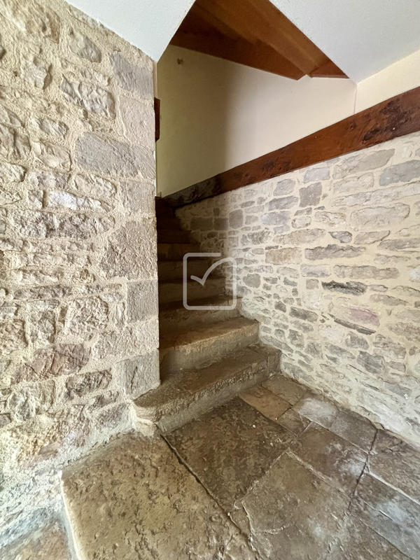 Maison - 80 m² - 5 pièces