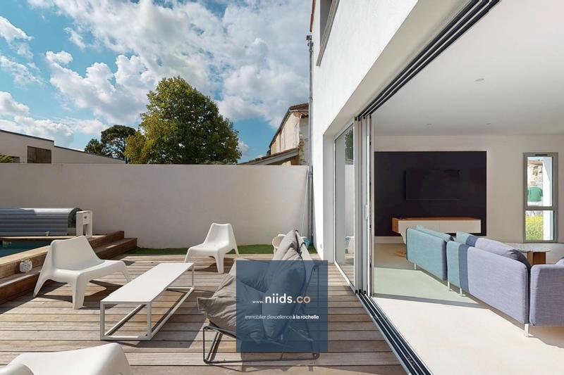 Maison - 189 m² - 5 pièces