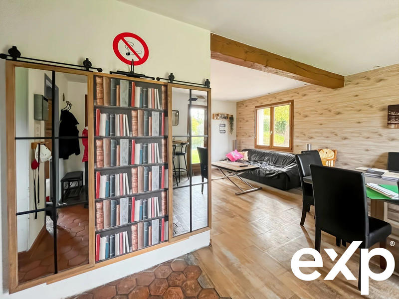 Maison - 104 m² - 6 pièces