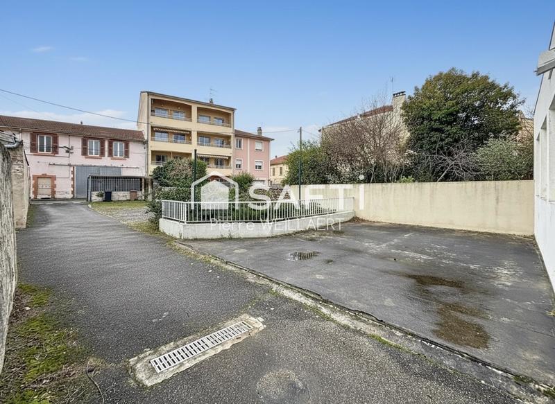 Local commercial - 231 m² - 4 pièces