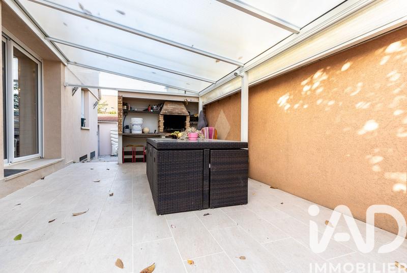 Maison - 122 m² - 5 pièces