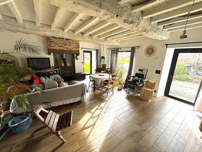 Maison - 111 m² - 4 pièces