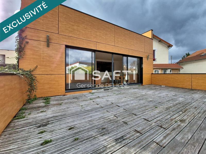 Maison - 140 m² - 5 pièces