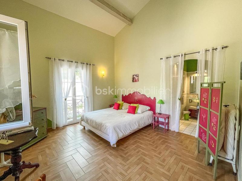 Maison d'architecte - 490 m² - 16 pièces