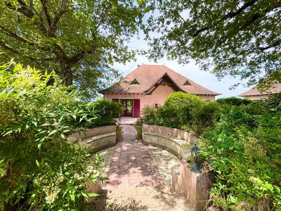 Maison - 193 m² - 7 pièces