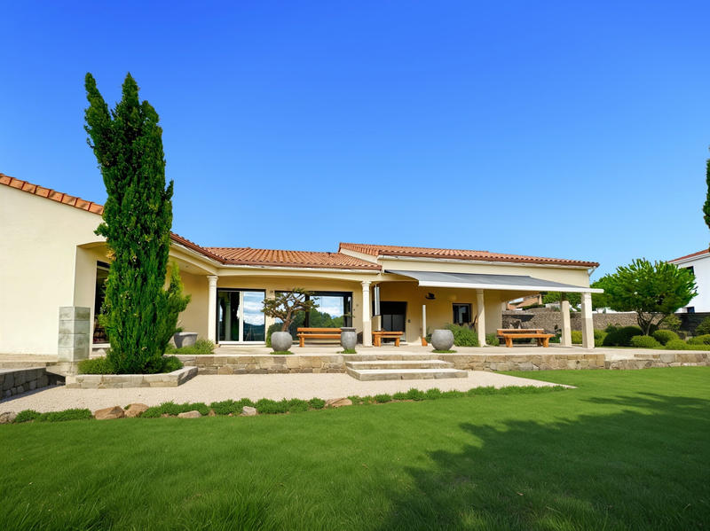 Maison - 170 m² - 4 pièces