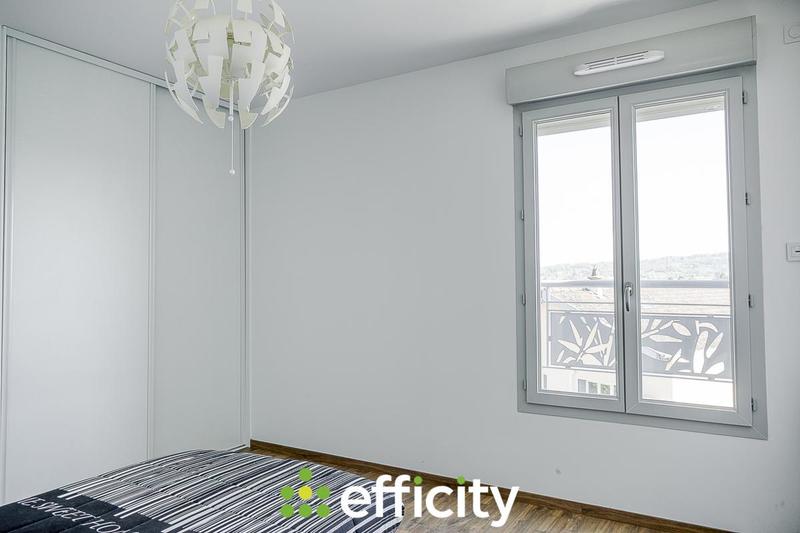 Appartement - 95 m² - 4 pièces
