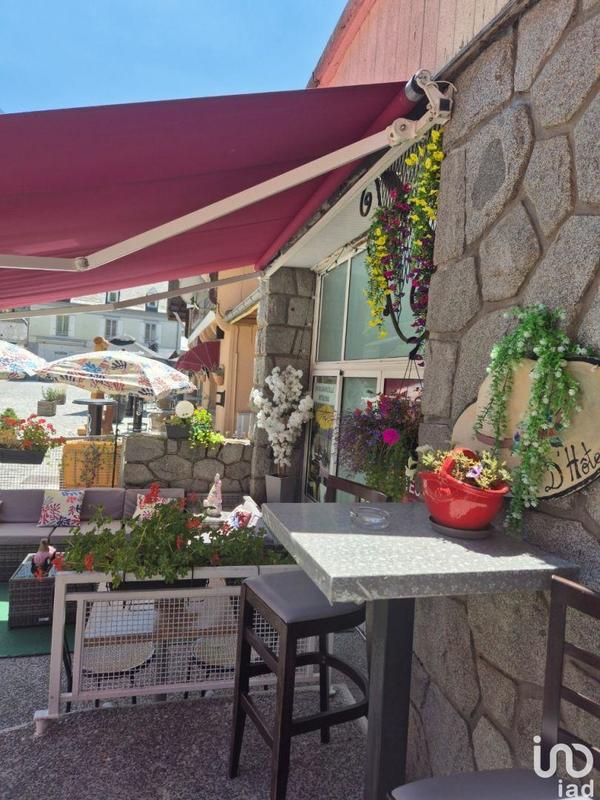 Local commercial - 451 m²